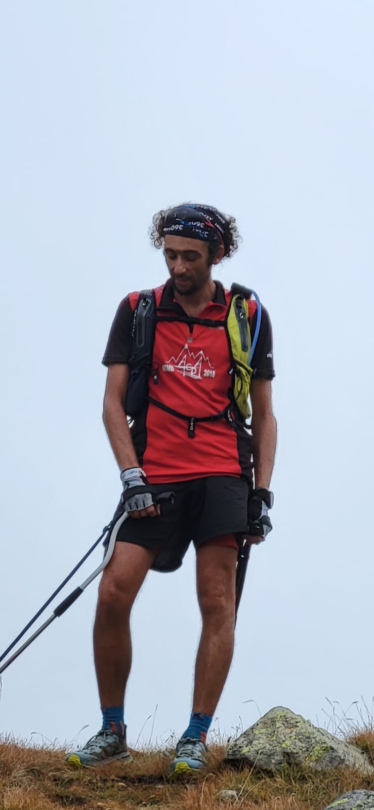 Lire la suite à propos de l’article Le Géant des Glaciers (Tor des glaciers 450Km et 34000md+), Jonathan Soudy ou l’Épopée du Tor des Glaciers 450 km et 34 000 mètres de dénivelé positif